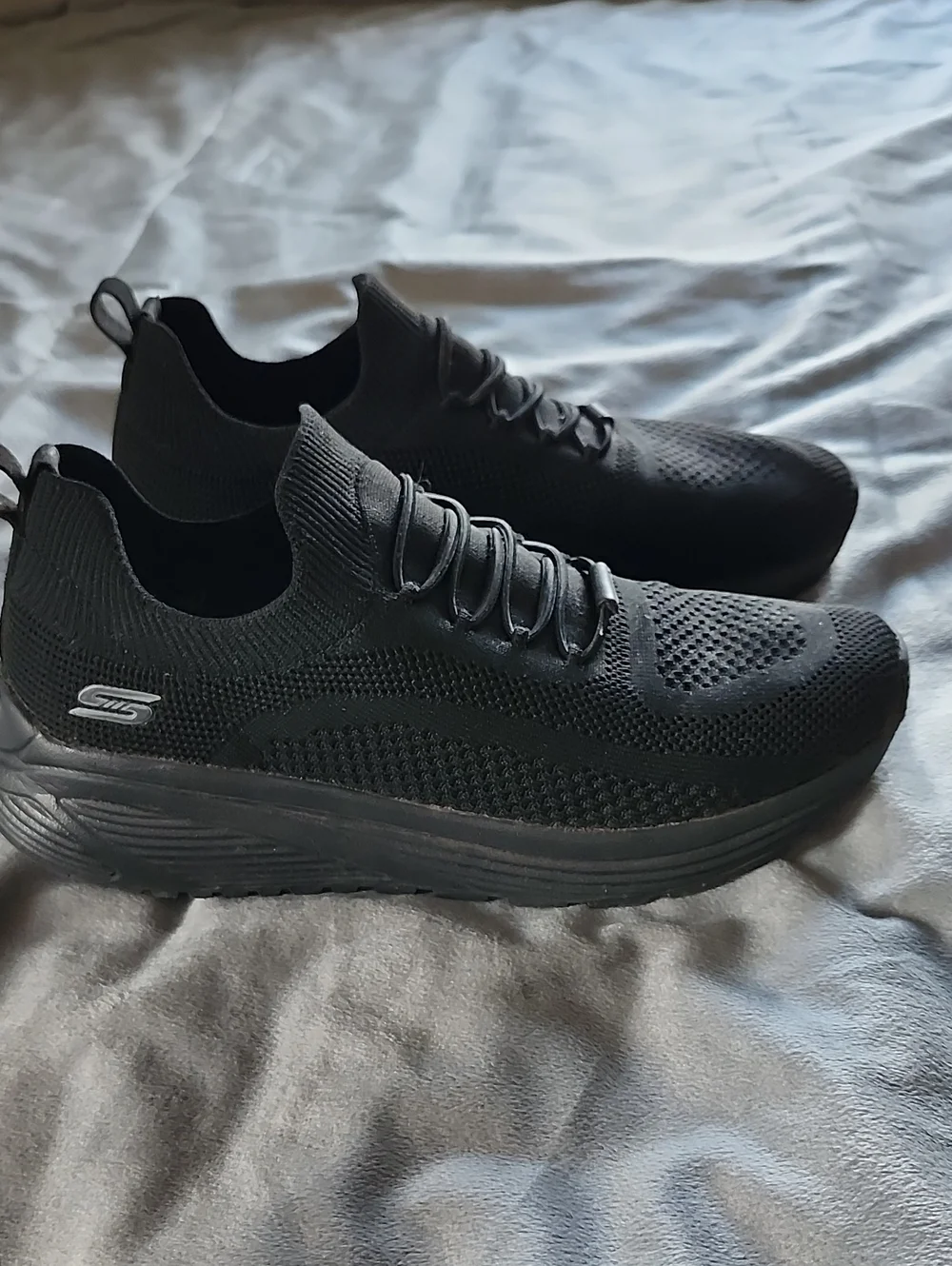Skechers breathable knit